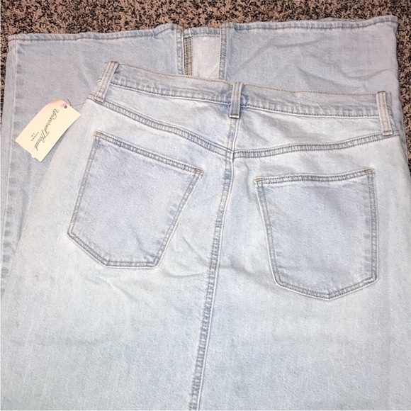Universal Thread High Rise High Slit Soft Denim Maxi Skirt Size 6 | NWOT! - Picture 7 of 9